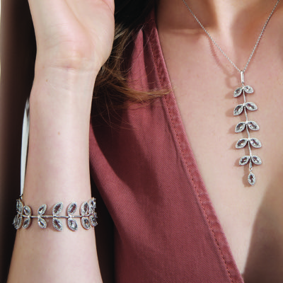 Diamante Encrusted Leaf Drop Pendant Diamante Encrusted Leaf Drop Pendant